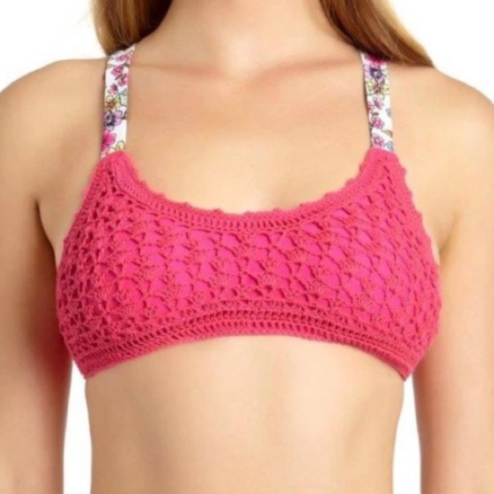 NWT 🌟🌟Host Pick CALIFORNIA WAVES BRALETTE FLORAL SWIM TOP  - Large